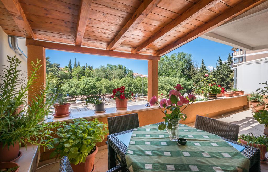 Apartment Timea Дубровник Екстериор снимка