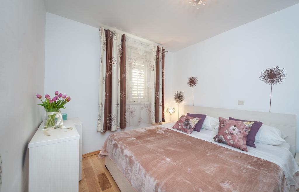 Apartment Timea Дубровник Екстериор снимка